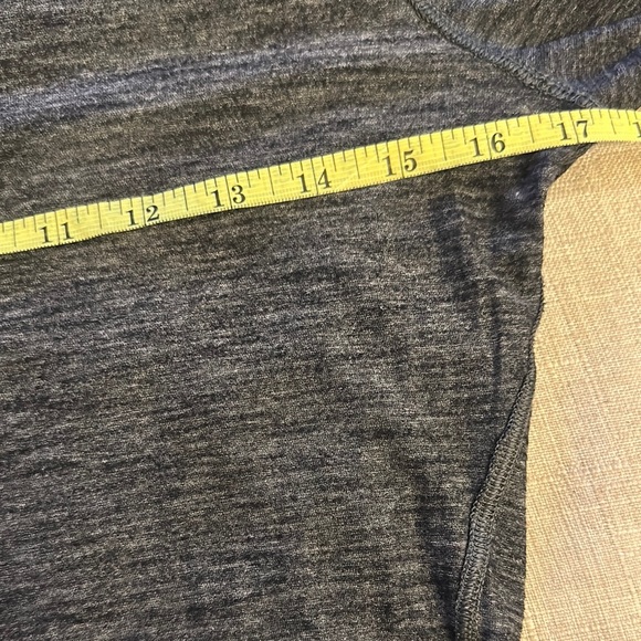 Lululemon Athletica Gray Fitted Long Sleeve Top - Good used condition - Picture 9 of 10